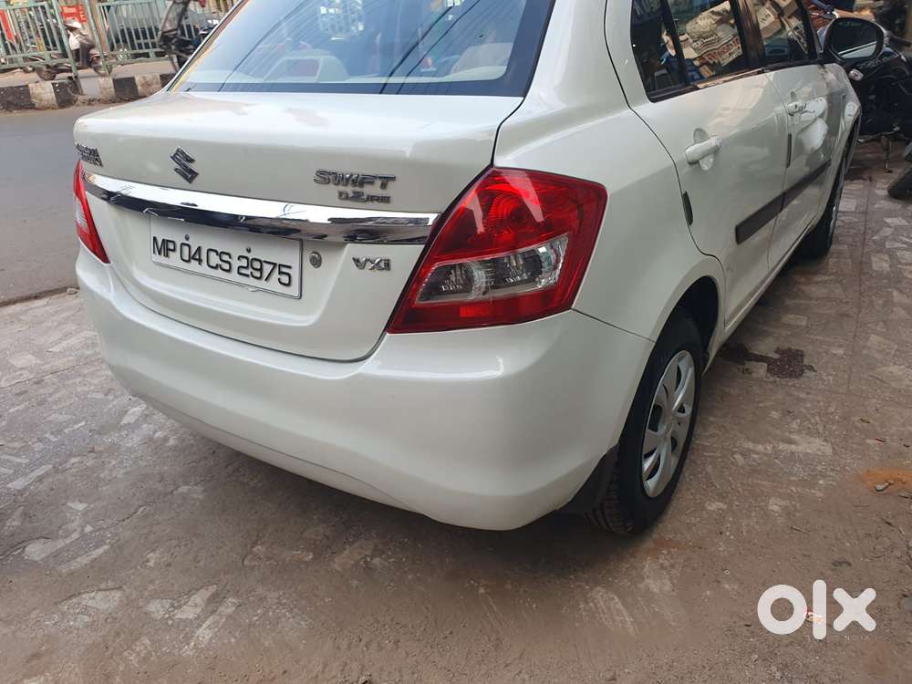 Maruti Suzuki Swift Dzire Vxi Optional, 2017, Petrol