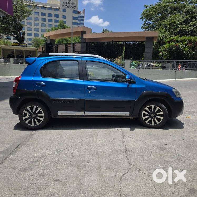 Toyota Etios Cross 1.5l V, 2014, Petrol