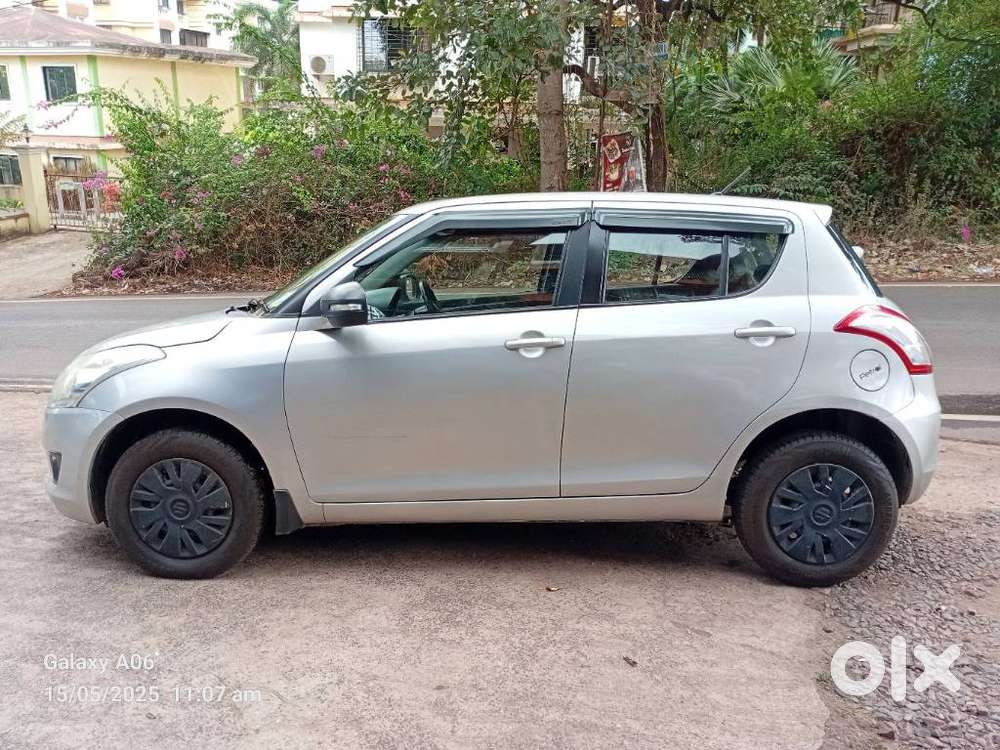 Maruti Suzuki Swift 2011-2014 Vxi, 2013, Petrol