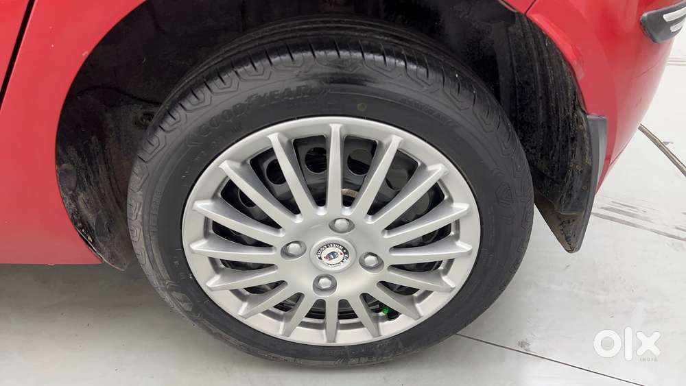 Tata Altroz 1.2 Xm Plus, 2022, Petrol
