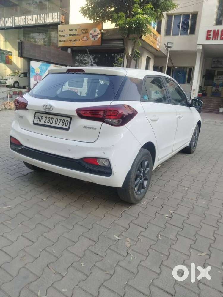 Hyundai Elite I20 Sportz (o) 1.2, 2020, Petrol