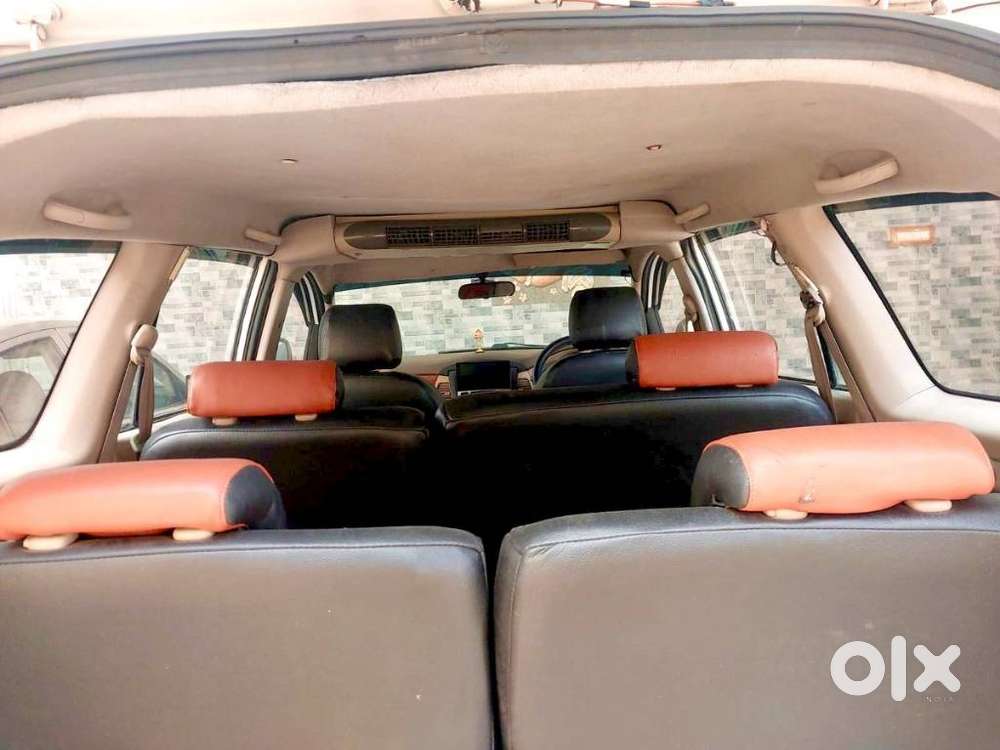 Toyota Innova 2.5 G (diesel) 8 Seater, 2005, Diesel