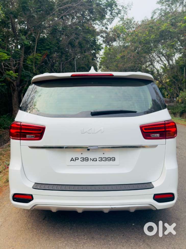 Kia Carnival Limousine Plus 7 Str, 2022, Diesel
