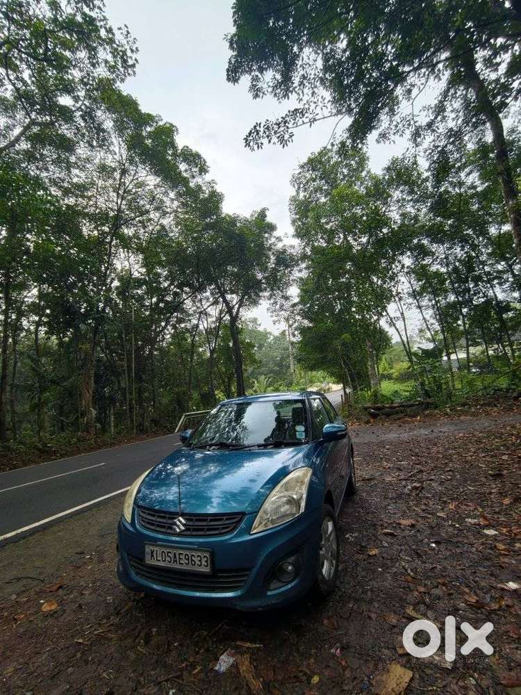 Maruti Suzuki Swift Dzire 1.2 Zxi Bsiv, 2012, Petrol