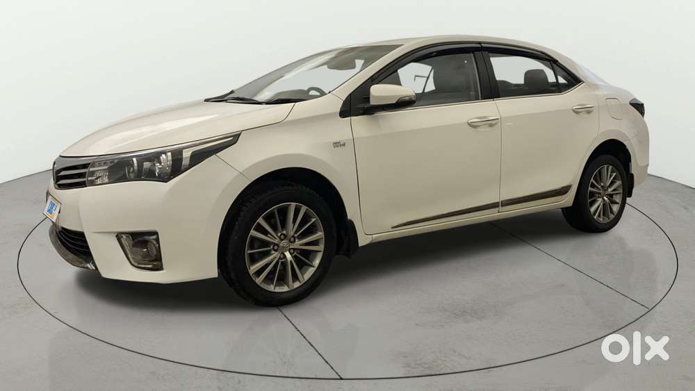 Toyota Corolla Altis 2013-2017 Vl At, 2015, Petrol