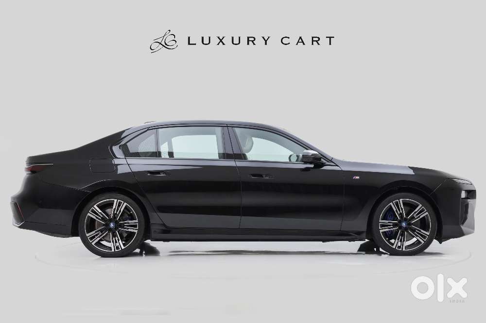 Bmw I7 Xdrive60, 2023, Electric