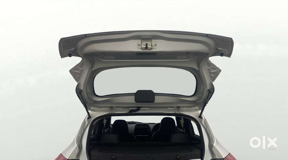 Renault Kwid 1.0 Rxt Amt, 2022, Petrol