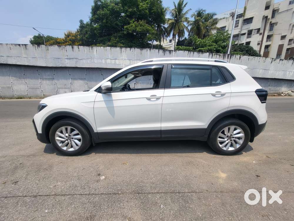 Volkswagen Taigun 1.0 Tsi Highline At, 2022, Petrol