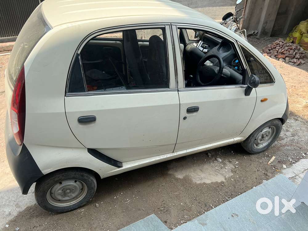 Tata Nano Petrol 2011