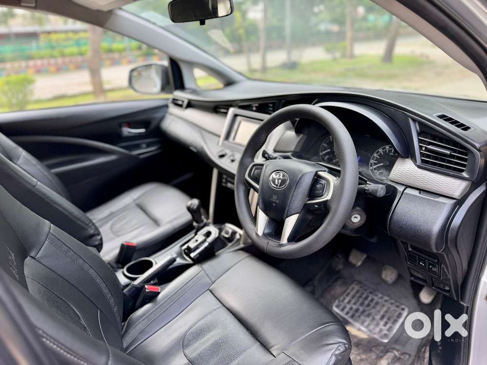 Toyota Innova Crysta 2.4 Gx Mt 8s, 2017, Diesel
