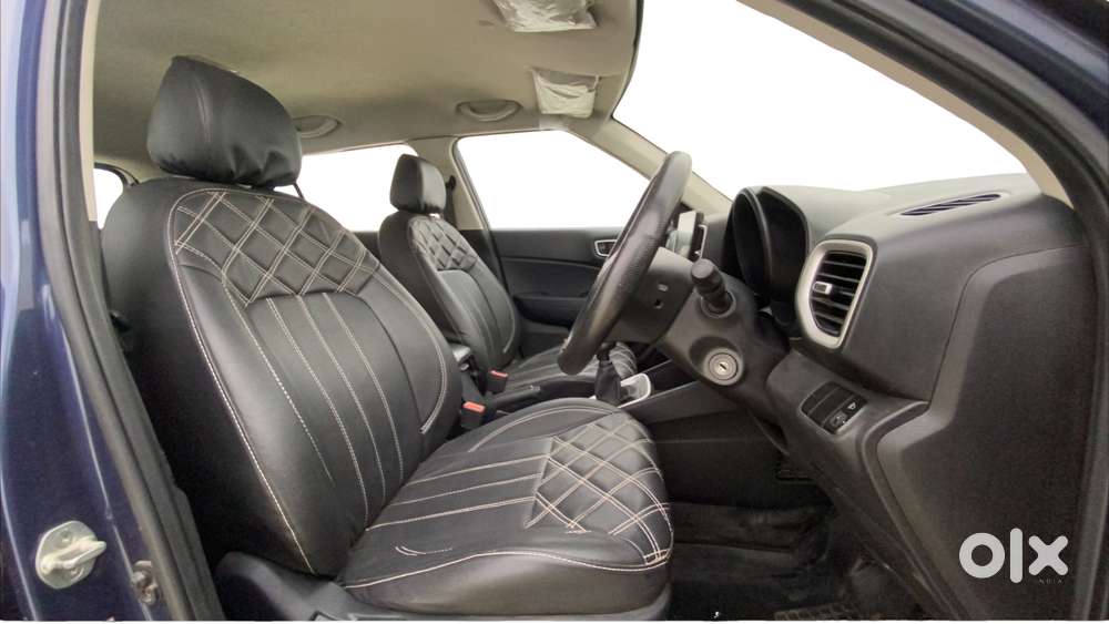 Hyundai Venue 1.2 S Plus, 2022, Petrol