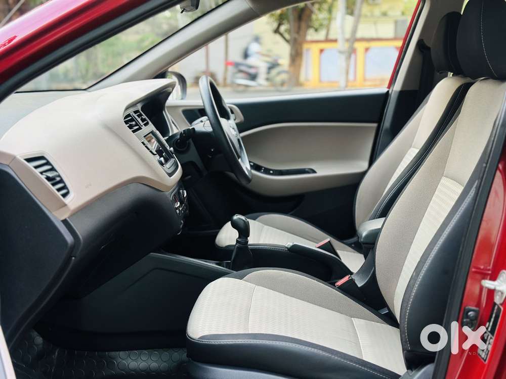 Hyundai Elite I20 Sportz (o) 1.2 Mt, 2019, Petrol