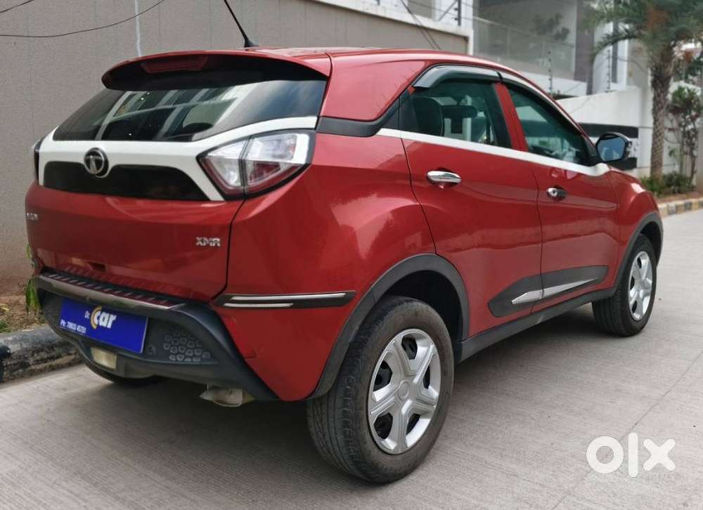 Tata Nexon 1.2 Revotron Xma, 2018, Petrol