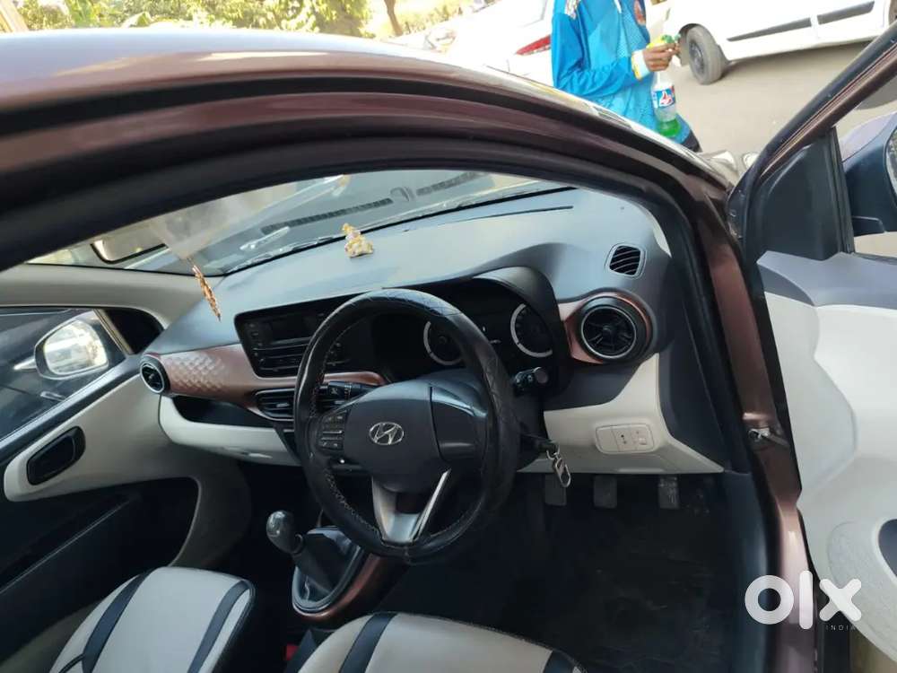Hyundai Aura Sx 2022