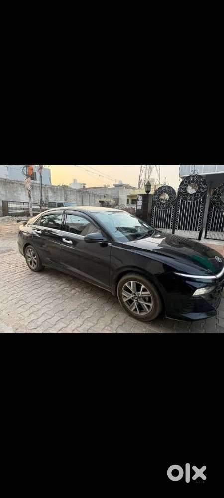 Hyundai Verna 1.5 Sx Turbo Petrol Mt, 2023, Petrol