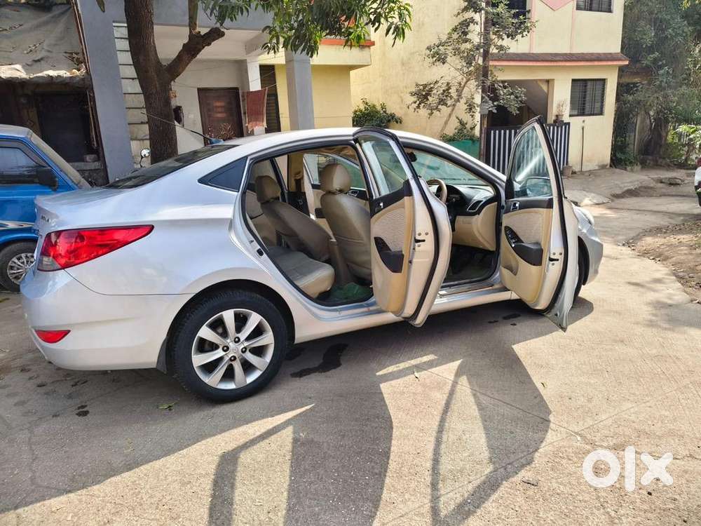 Hyundai Car Manual 2012