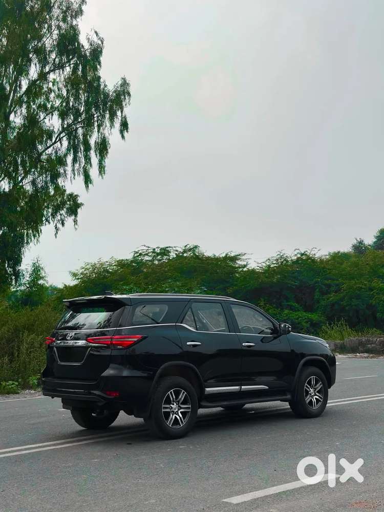 Toyota Fortuner [2021-ongoing] 2.7 2wd Petrol At, 2024, Petrol