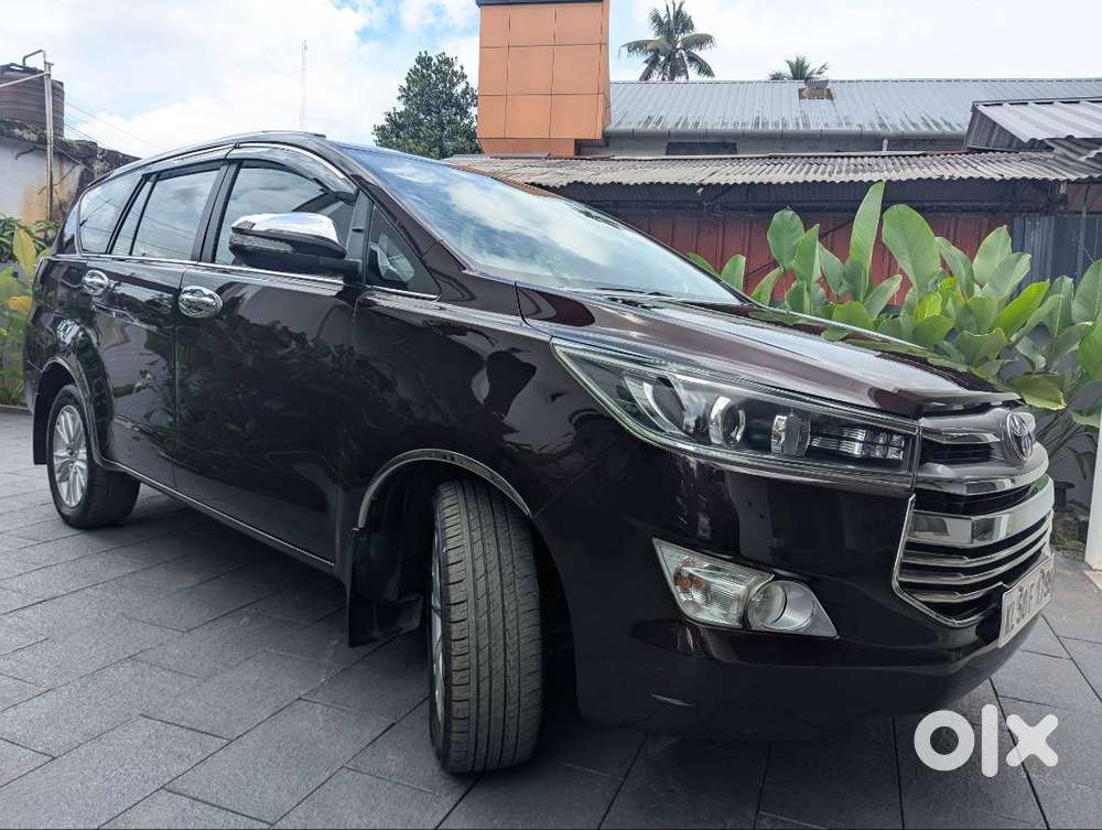 Toyota Innova Crysta 2.8 Z 2016 Diesel Automatic