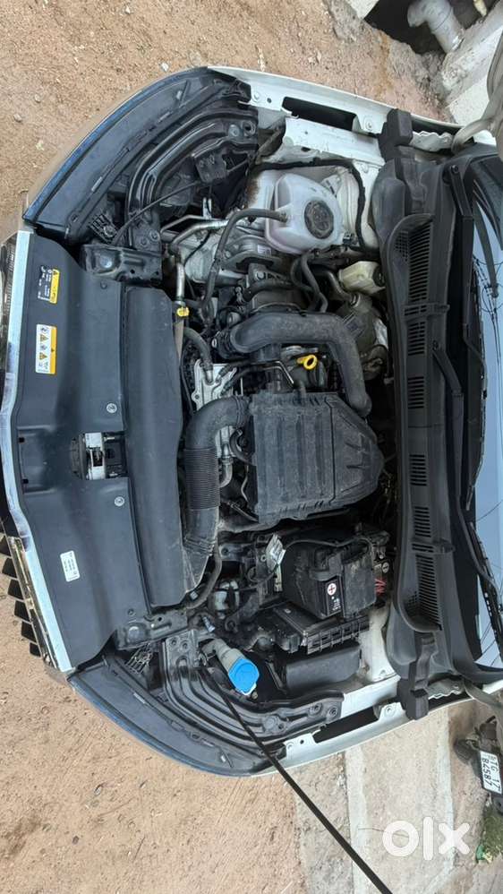 Skoda Slavia Petrol 2023