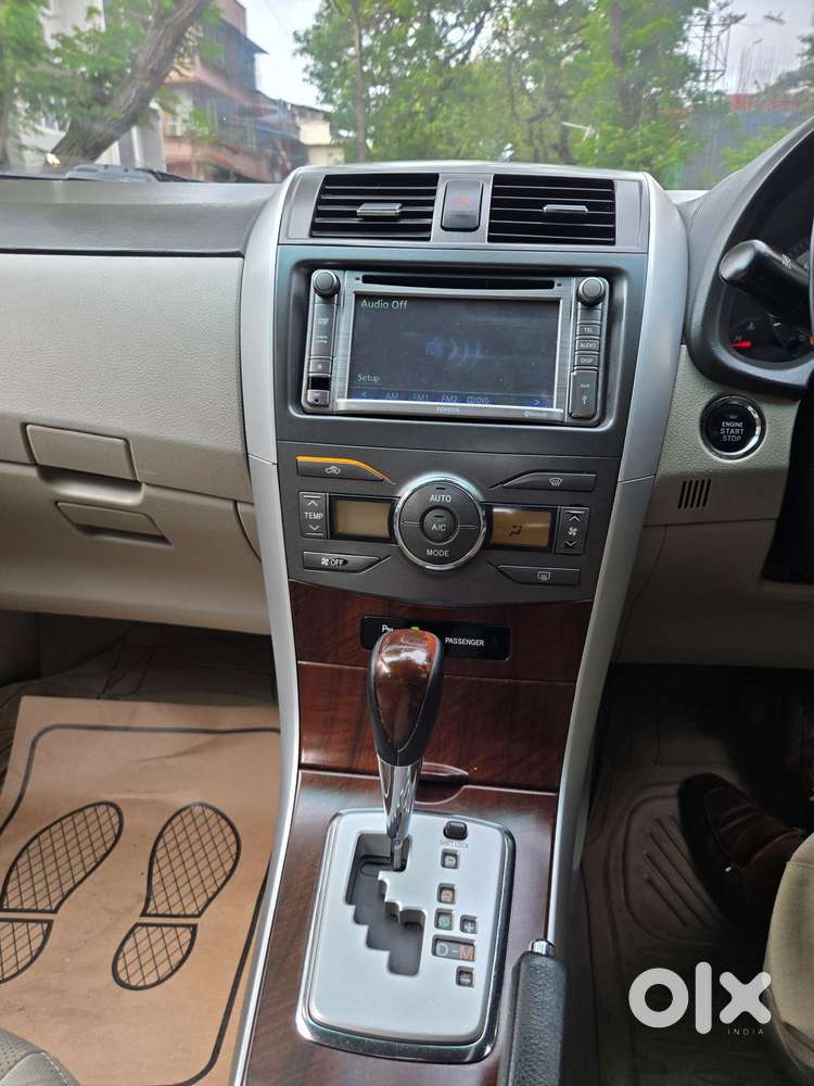 Toyota Corolla Altis Vl, 2011, Petrol