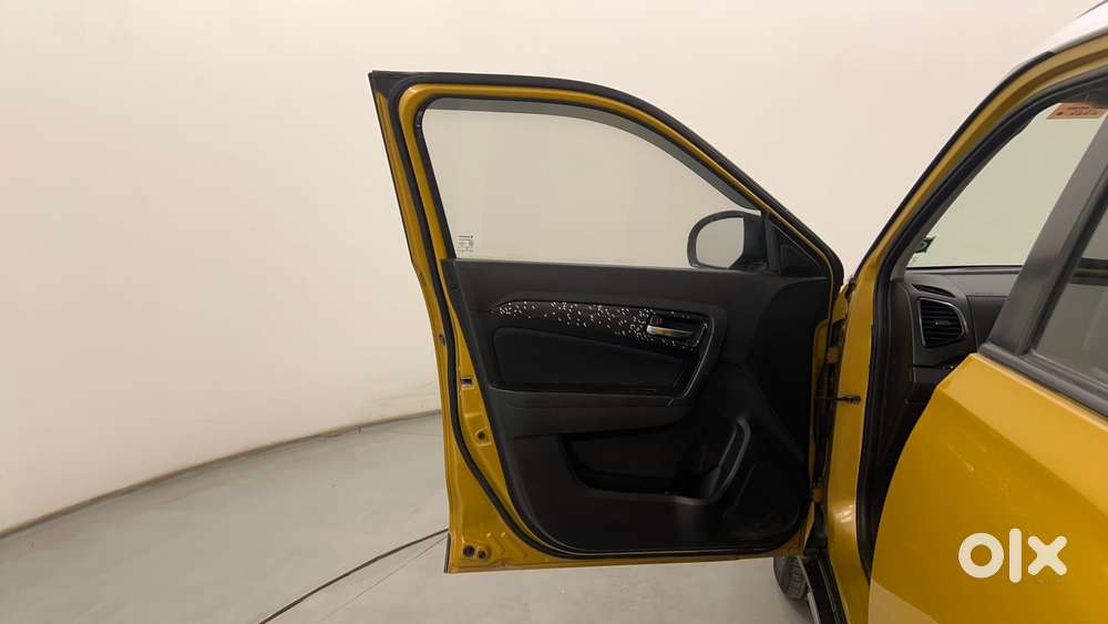 Maruti Suzuki Vitara Brezza Zdi Plus Amt Dual Tone, 2018, Diesel