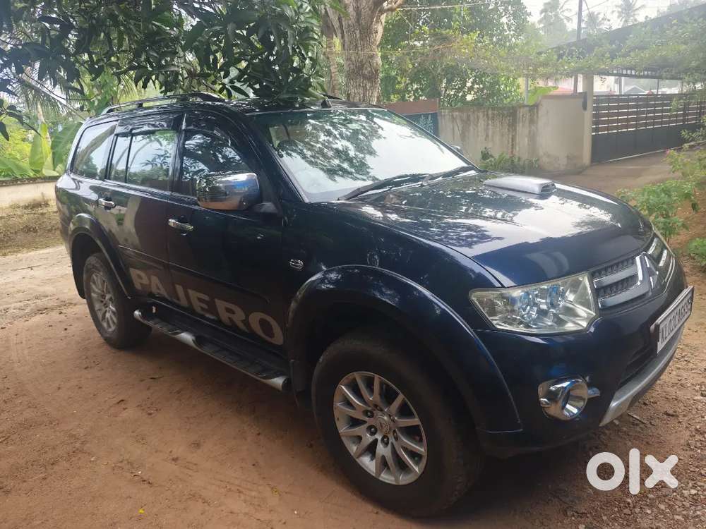 Mitsubishi Pajero Sport 2015
