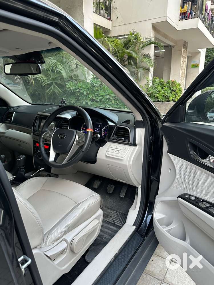 2022 Mahindra Xuv300 W8(o) Diesel 1.5 | Up16 Registered | 60,000 Kms