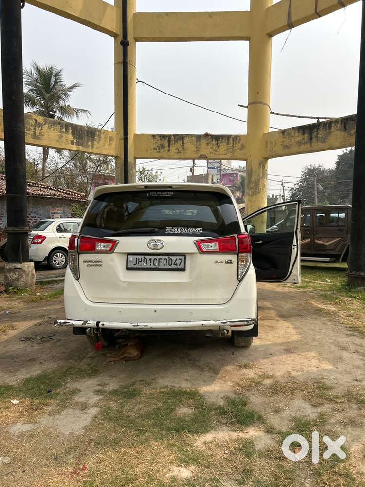 Toyota Innova Crysta 2017 Diesel Well Maintained