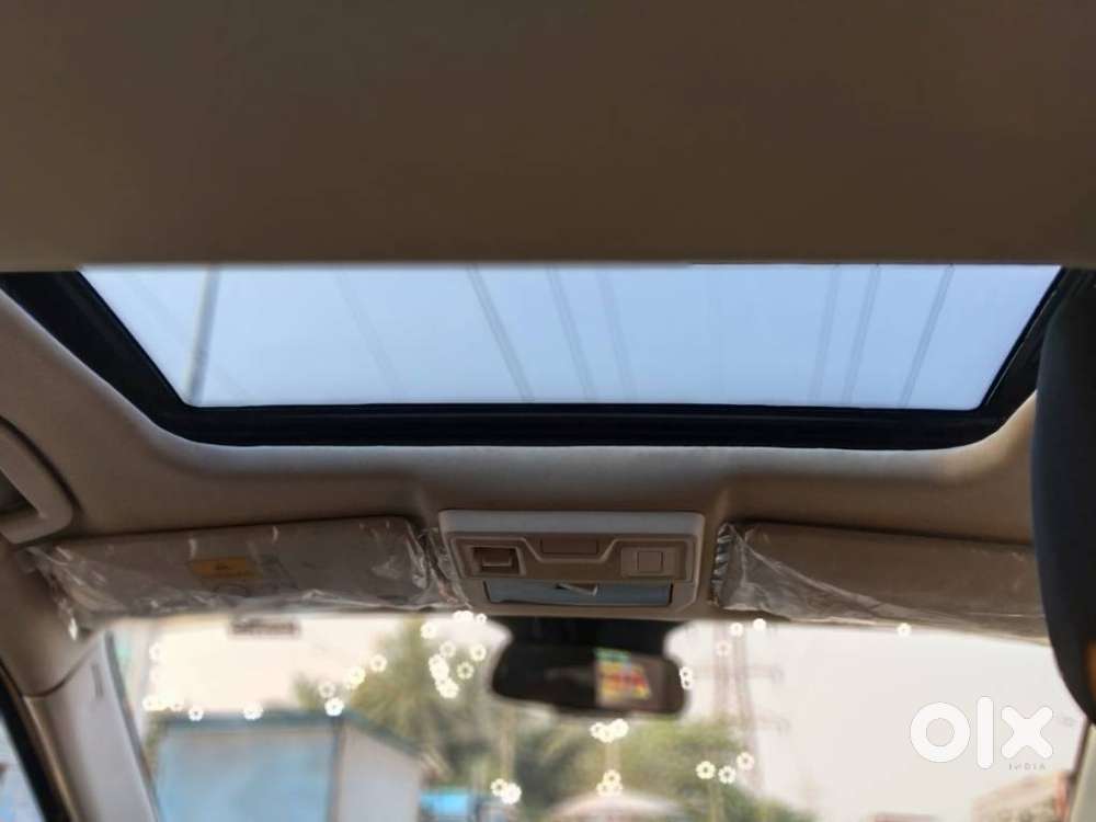 Tata Altroz Xm Plus (s), 2025, Petrol