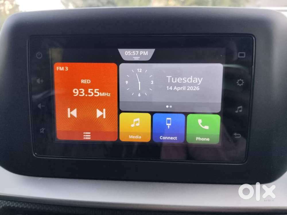 Maruti Suzuki Brezza 1.5 Vxi Smart Hybrid, 2025, Petrol