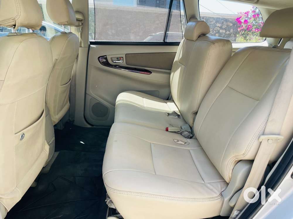 Toyota Innova 2.5 V 7 Str, 2014, Diesel