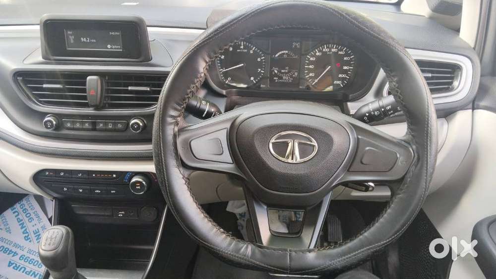 Tata Altroz 1.2 Xe Plus Petrol, 2021, Petrol