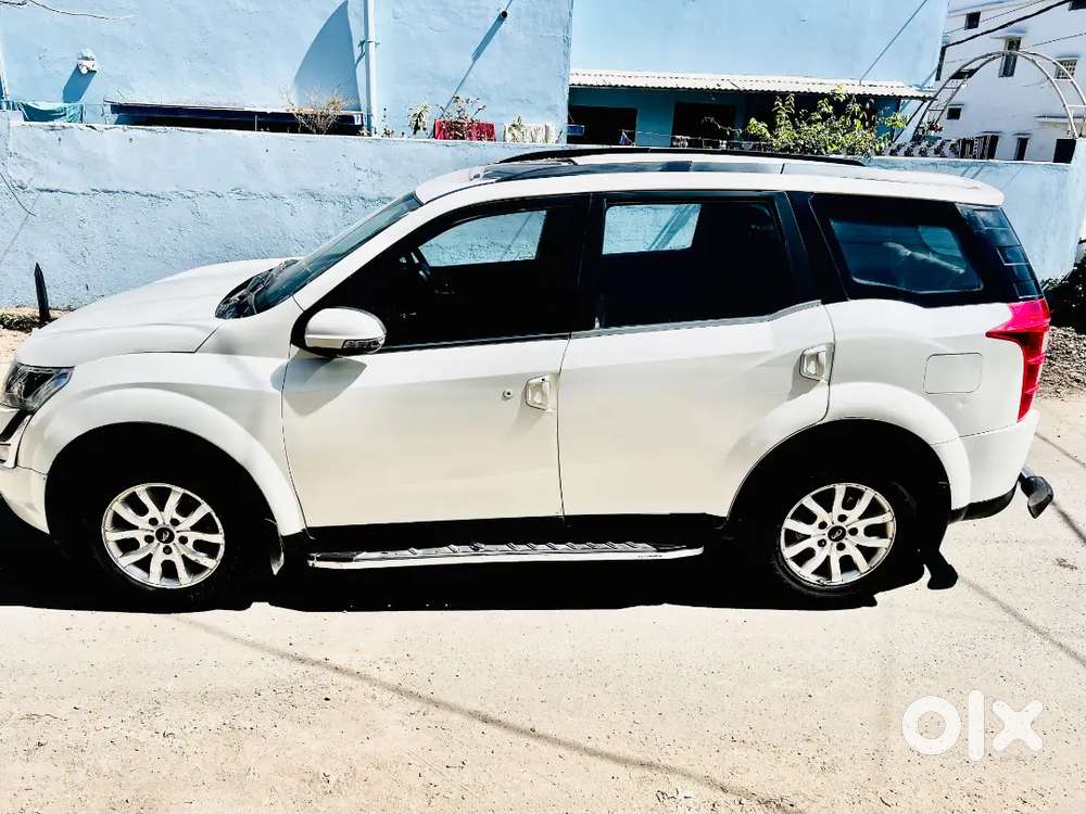 Mahindra Xuv500 2016 Diesel 100000 Km Driven