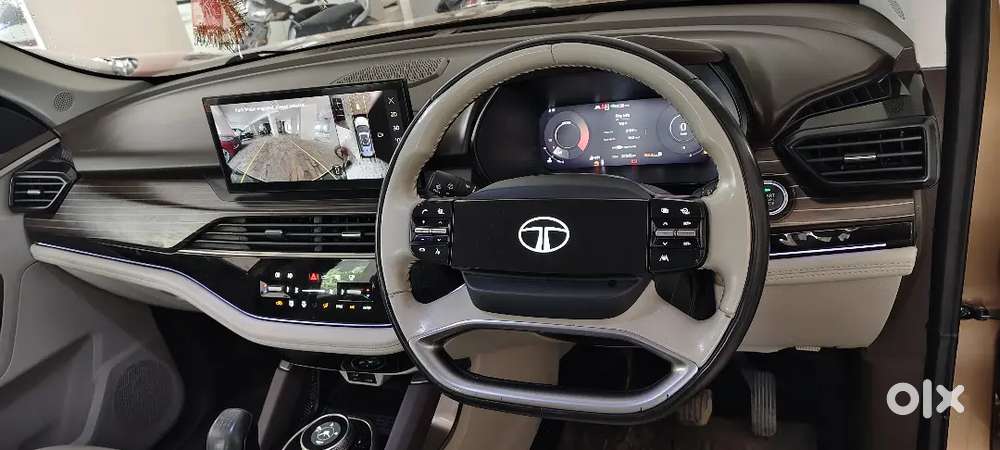 Tata Safari Accomplished Plus 2025