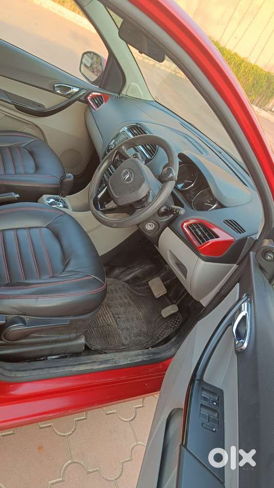 Tata Tiago 1.2 Revotron Xza, 2018, Petrol