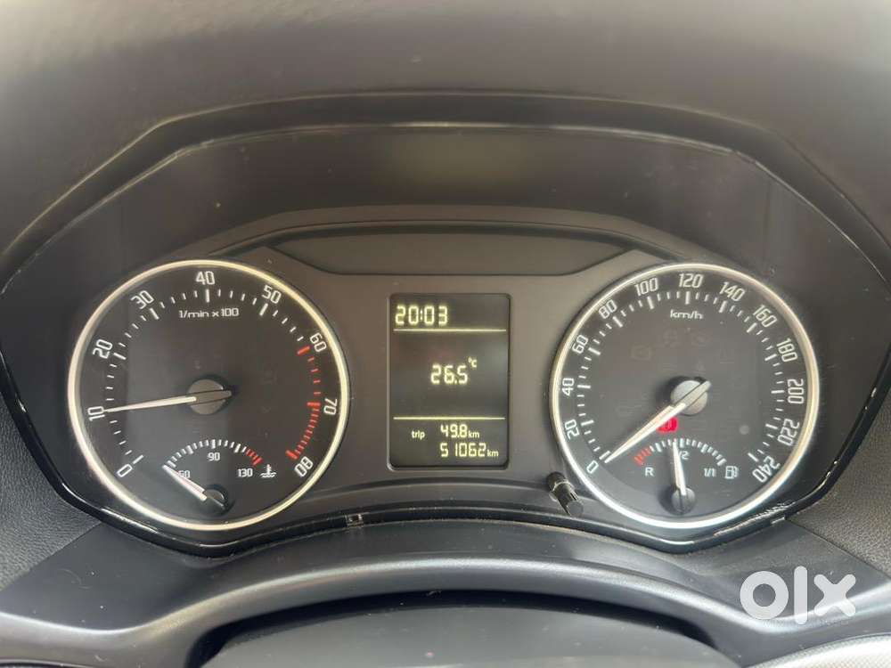 Skoda Laura 2011 Petrol 49000 Km Driven