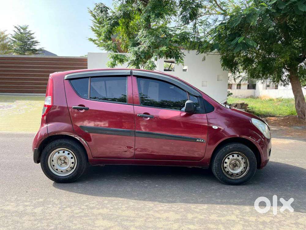 Maruti Suzuki Ritz Lxi, 2011, Petrol