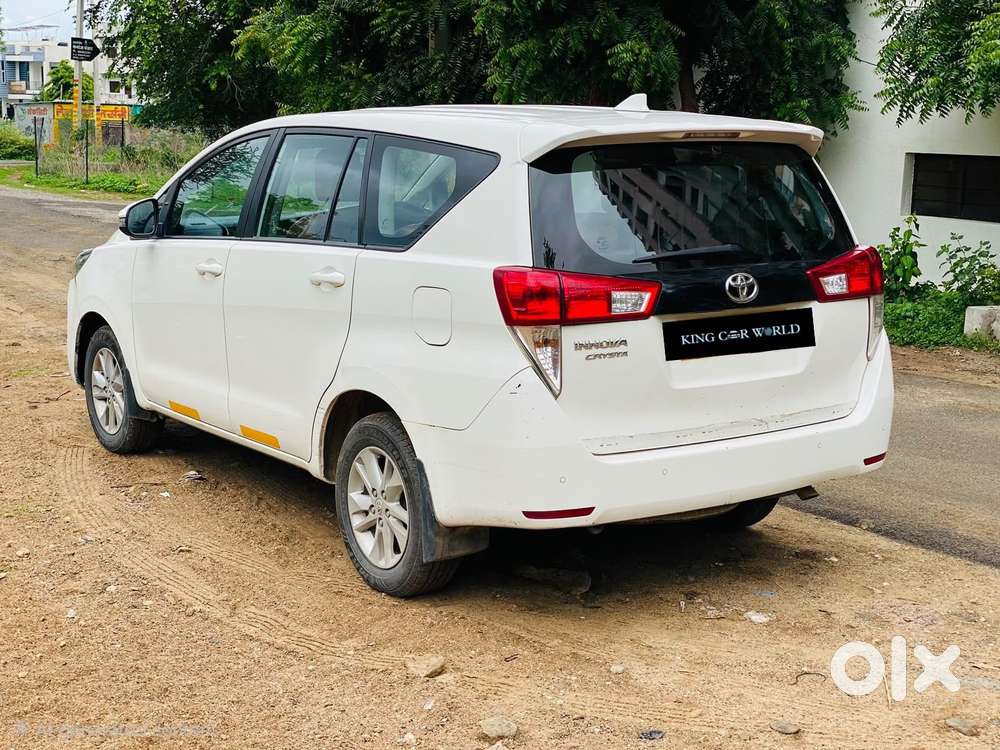Toyota Innova Crysta [2020-ongoing] 2.4 Gx 7 Str, 2023, Diesel