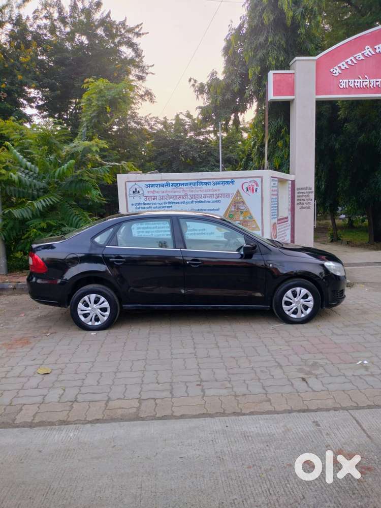 Skoda Rapid 1.6 Mpi Ambition, 2013, Petrol