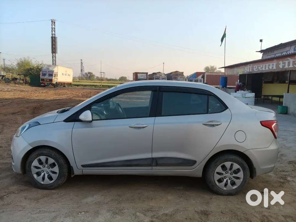 Hyundai Xcent 2015 Petrol 115000 Km Driven