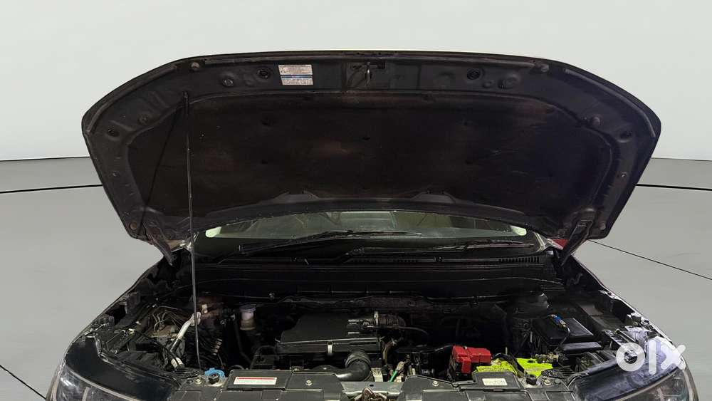 Maruti Suzuki Brezza 1.5 Zxi Smart Hybrid, 2022, Petrol