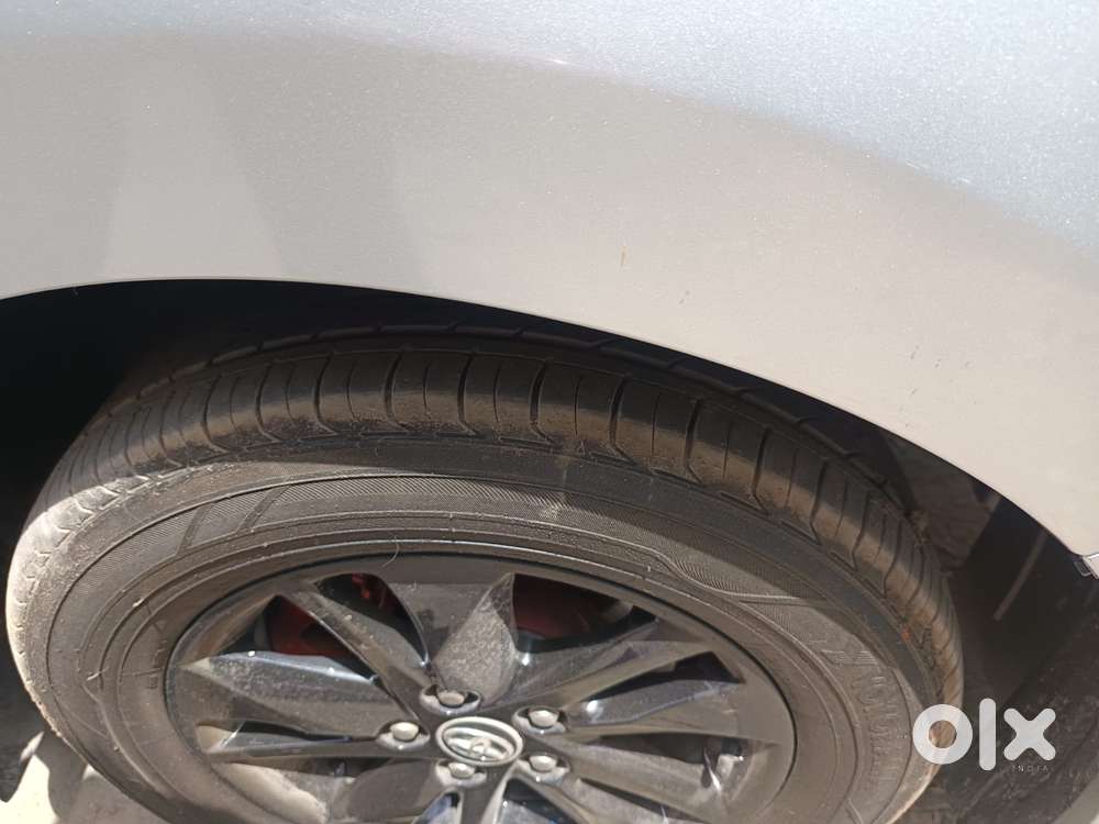 Toyota Innova Crysta 2.4 G Mt, 2017, Diesel
