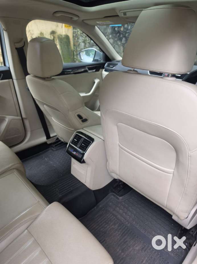 Skoda Superb 2.0 Tsi At L&k, 2022, Petrol