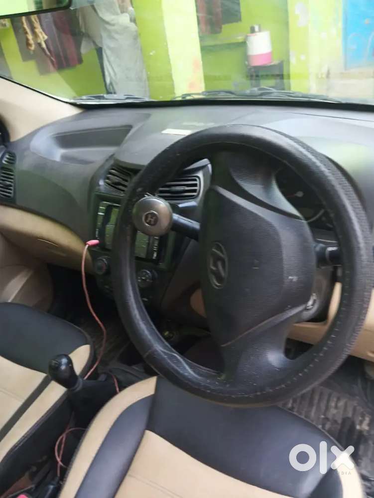 Hyundai Eon Sportz 2013