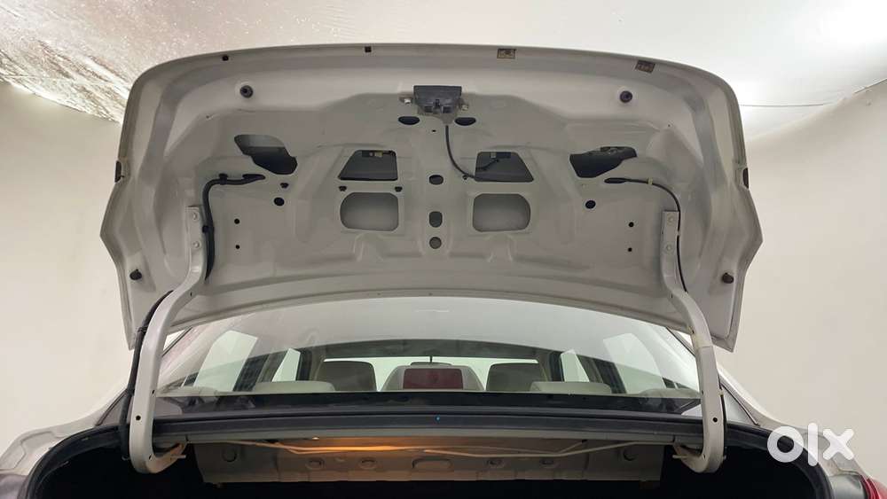 Maruti Suzuki Swift Dzire 1.3 Vxi, 2012, Petrol