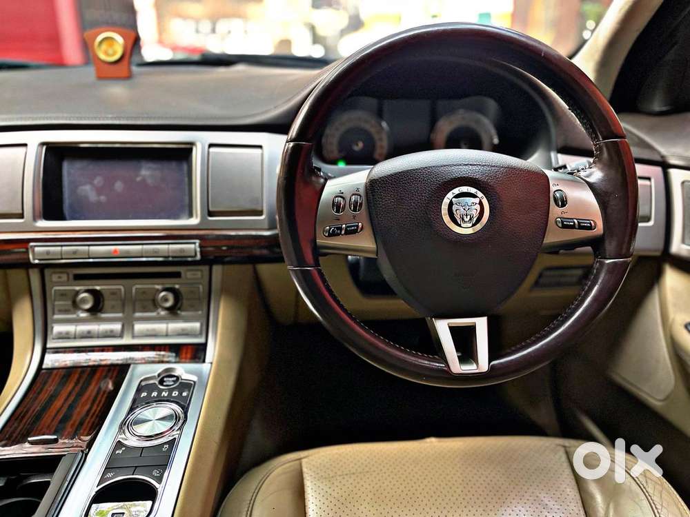 Jaguar Xf Petrol R V8, 2011, Petrol