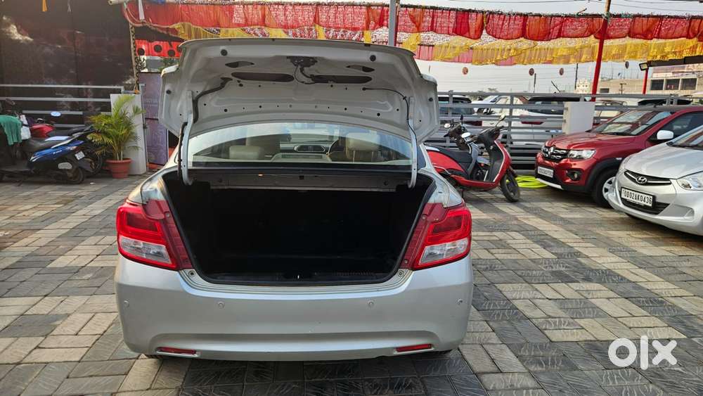 Maruti Suzuki Dzire 1.2 Vxi, 2020