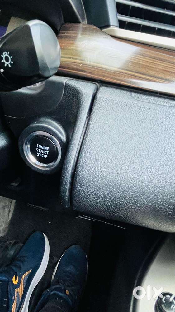 Toyota Innova Crysta 2.8z Automatic, 2017, Diesel