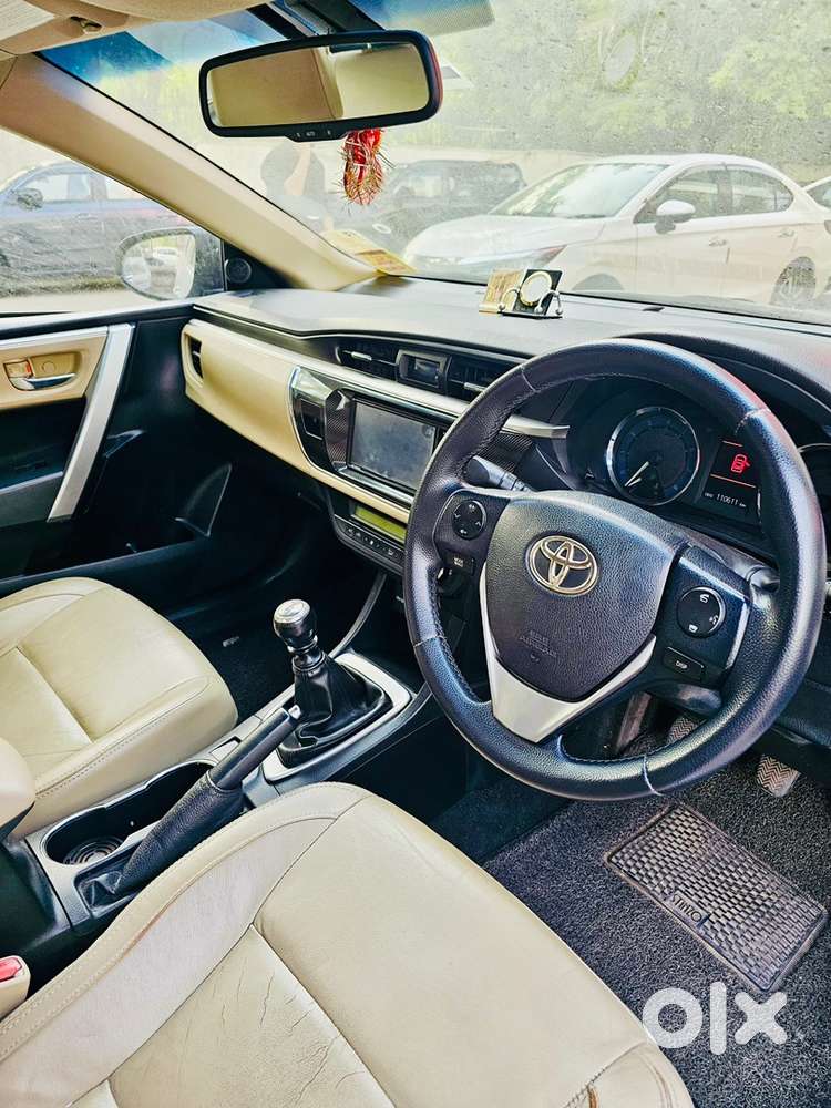 Toyota Corolla Altis 2014 1.8g Petrol