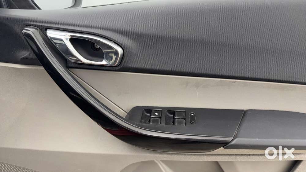 Tata Tiago 1.2 Revotron Xz Plus, 2019, Petrol